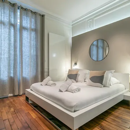 Mba - Luxury Berthier Proche Des Ternes Apartment Paris Exterior photo